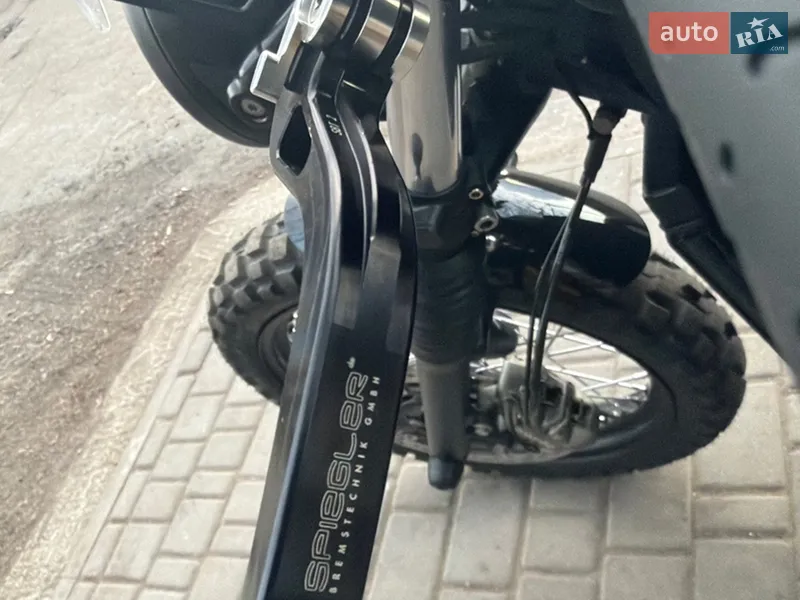 Triumph Scrambler 2022 VIN SMTD44G71PTBE1815 фото оголошення 14 з 34