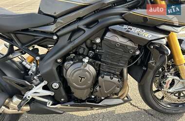Мотоцикл Спорт-туризм Triumph Speed Triple 2022 в 
