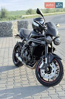 Мотоцикл Без обтекателей (Naked bike) Triumph Speed Triple 2010 в 