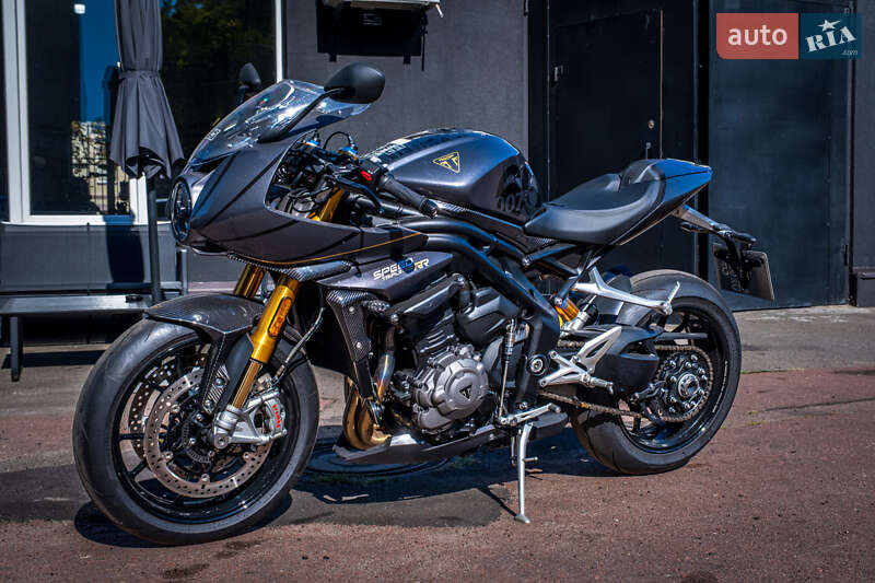 Спортбайк Triumph Speed Triple 2023 в Киеве фото 5 Спортбайк Triumph Speed Triple 2023 в Киеве