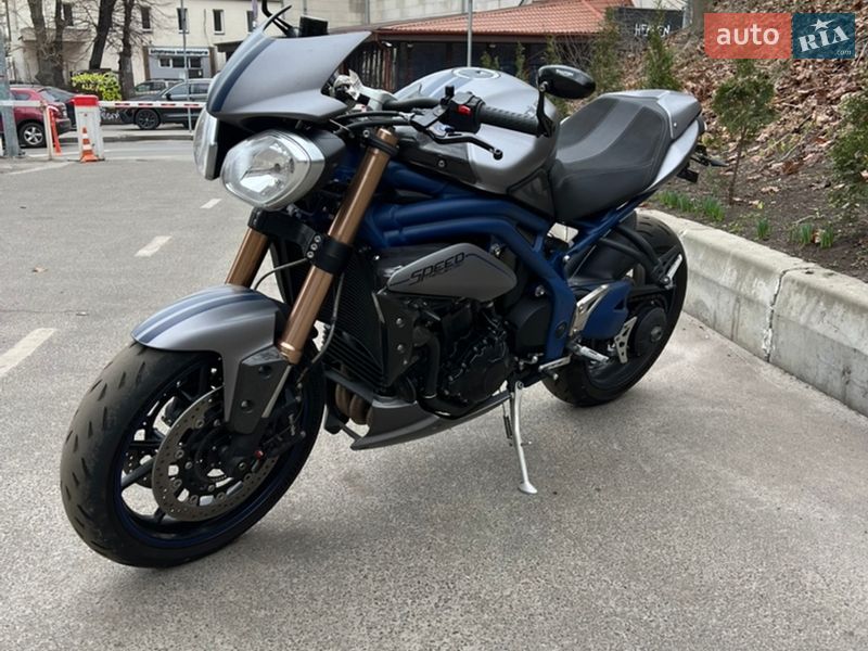 Мотоцикл Без обтекателей (Naked bike) Triumph Speed Triple 2014 в Киеве