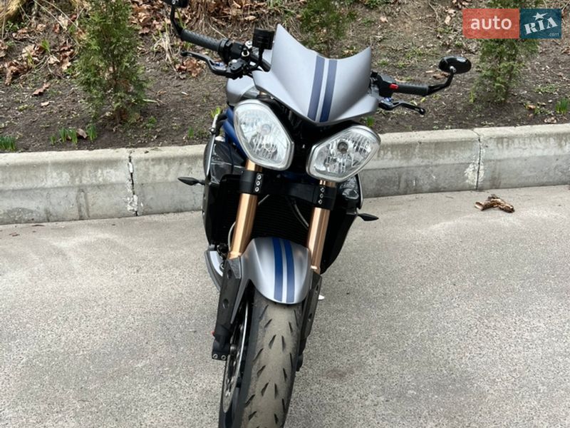 Мотоцикл Без обтекателей (Naked bike) Triumph Speed Triple 2014 в Киеве