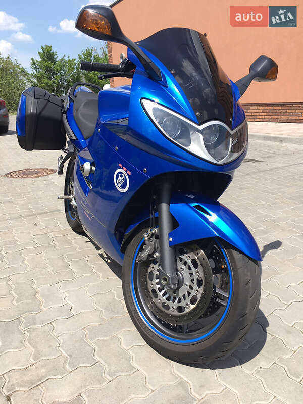 Мотоцикл Спорт-туризм Triumph Sprint ST 1050 2006 в Чернигове