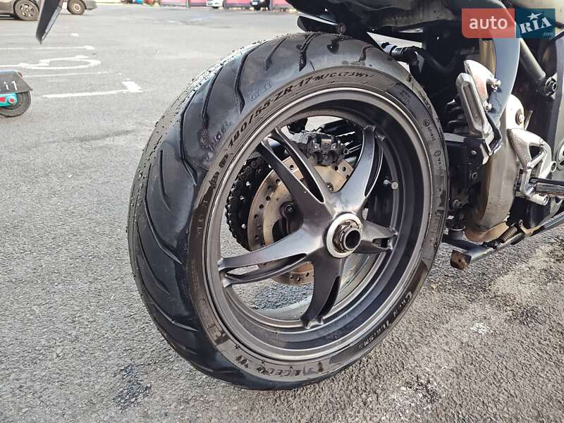 Мотоцикл Спорт-туризм Triumph Sprint 2005 в Киеве фото 15 Мотоцикл Спорт-туризм Triumph Sprint 2005 в Киеве