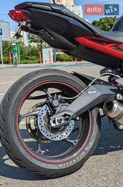 Мотоцикл Без обтекателей (Naked bike) Triumph Street Triple 2015 в 
