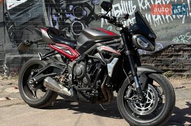 Мотоцикл Без обтекателей (Naked bike) Triumph Street Triple 2020 в Киеве