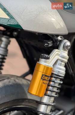 Мотоцикл Без обтекателей (Naked bike) Triumph Thruxton 2022 в 