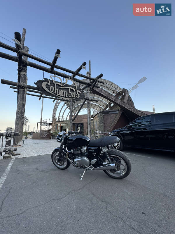 Кафе рейсер Triumph Thruxton 2016 в Одессе