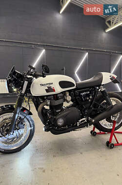 Мотоцикл Без обтекателей (Naked bike) Triumph Thruxton 2016 в 