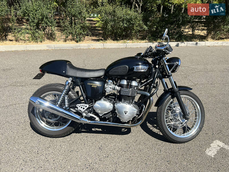 Кафе рейсер Triumph Thruxton 2012 в Одессе
