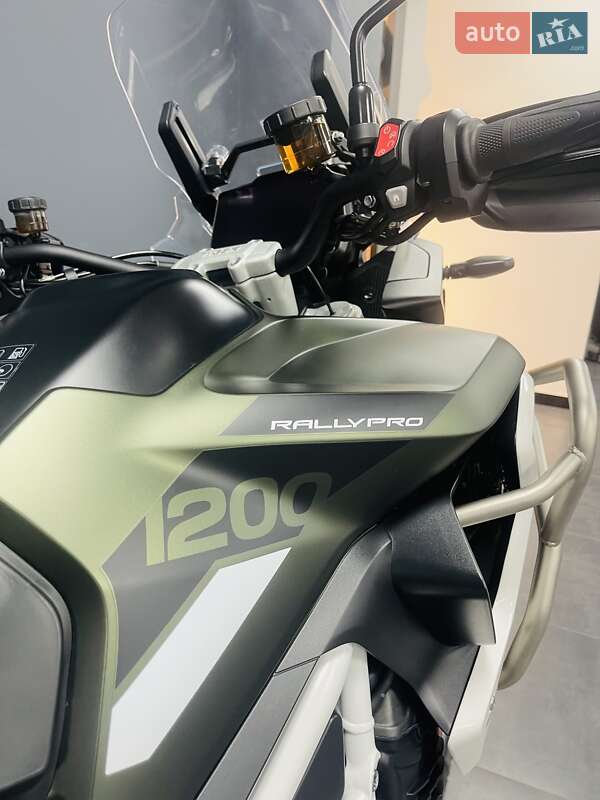 Мотоцикл Внедорожный (Enduro) Triumph Tiger 2022 в Киеве