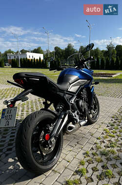 Мотоцикл Спорт-туризм Triumph Tiger 2022 в 