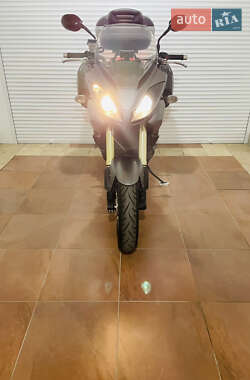 Мотоцикл Багатоцільовий (All-round) Triumph Tiger 2010 в 