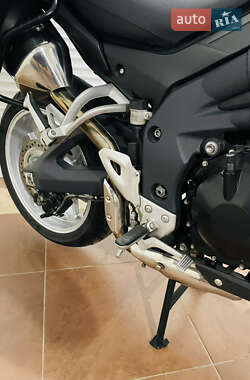 Мотоцикл Багатоцільовий (All-round) Triumph Tiger 2010 в 