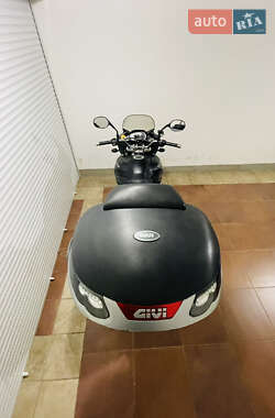 Мотоцикл Багатоцільовий (All-round) Triumph Tiger 2010 в 