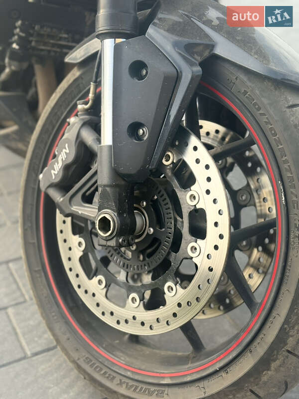 Мотоцикл Спорт-туризм Triumph Triple 2014 в Вараше фото 7 Мотоцикл Спорт-туризм Triumph Triple 2014 в Вараше