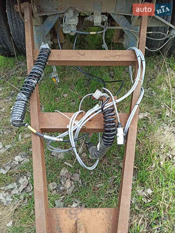 Зерновоз - причіп Trouillet RT 1994 в Ізмаїлі