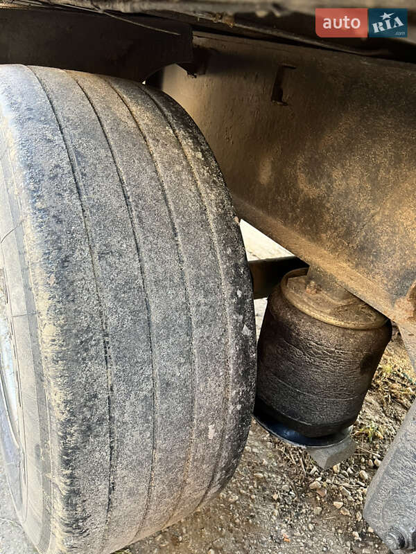 Зерновоз - полуприцеп Trouillet ST 2002 в Николаеве фото 6 Зерновоз - полуприцеп Trouillet ST 2002 в Николаеве