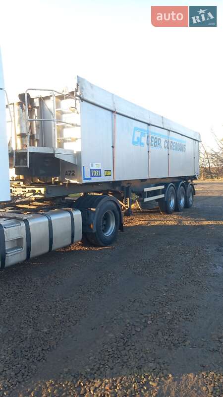 Зерновоз - полуприцеп Turbo`s Hoet OPK 2005 в Львове