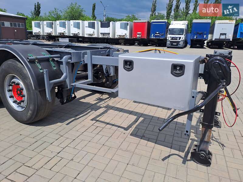 Цистерна напівпричіп Turbud T-H-C31 2002 в Черкасах