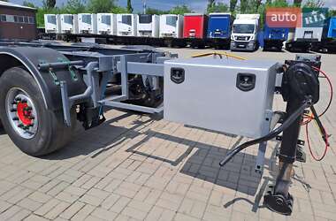 Цистерна напівпричіп Turbud T-H-C31 2002 в 