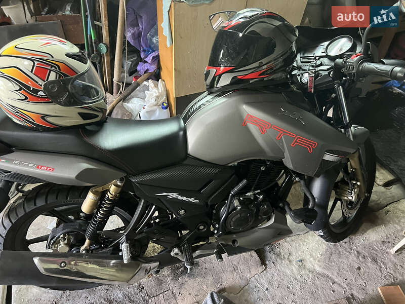 TVS Apache RTR 180 2020