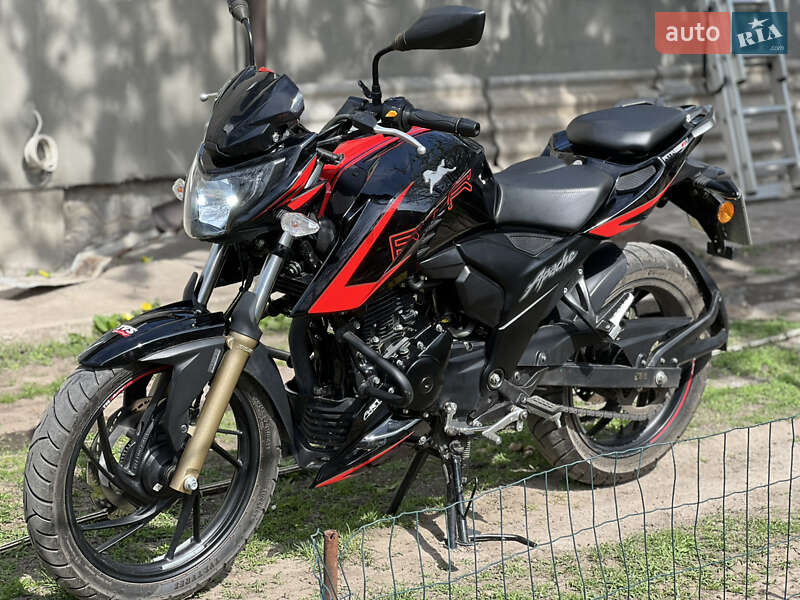Мотоцикл Без обтекателей (Naked bike) TVS Apache RTR 200 2021 в Градижске фото 5 Мотоцикл Без обтекателей (Naked bike) TVS Apache RTR 200 2021 в Градижске