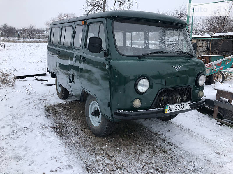 Универсал УАЗ 2206 2002 в 