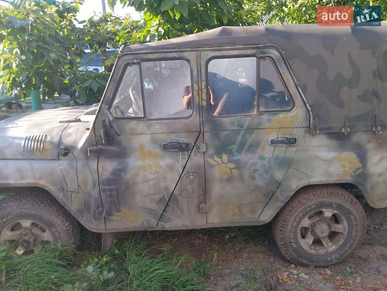 Позашляховик / Кросовер УАЗ 31512 1990 в Києві