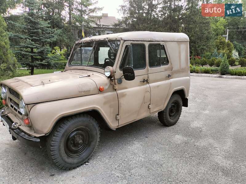 Внедорожник / Кроссовер УАЗ 31512 1983 в Харькове фото 2 Внедорожник / Кроссовер УАЗ 31512 1983 в Харькове