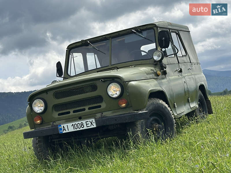 Внедорожник / Кроссовер УАЗ 3152 1988 в 