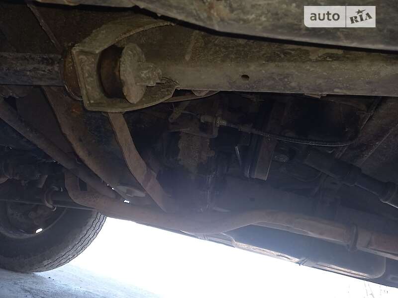 Позашляховик / Кросовер УАЗ 3160 Симбир 2003 в Ніжині фото 24 Позашляховик / Кросовер УАЗ 3160 Симбир 2003 в Ніжині