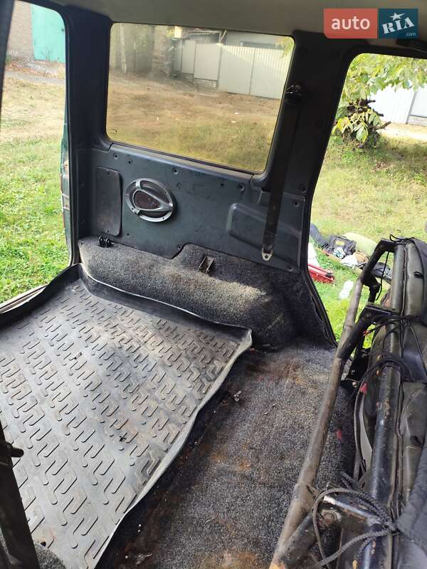 Внедорожник / Кроссовер УАЗ 3162 Симбир 2004 в Чернигове фото 7 Внедорожник / Кроссовер УАЗ 3162 Симбир 2004 в Чернигове