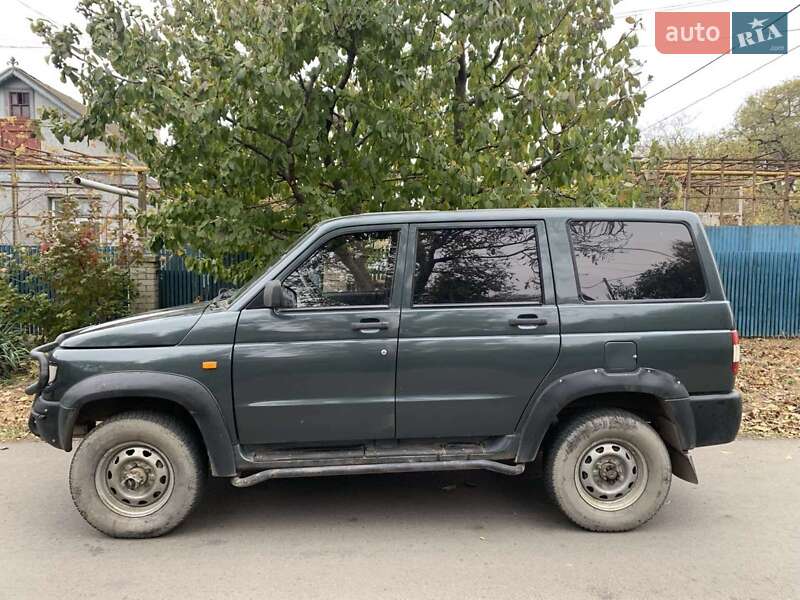 Позашляховик / Кросовер УАЗ 3162 Симбір 2005 в Овідіополі