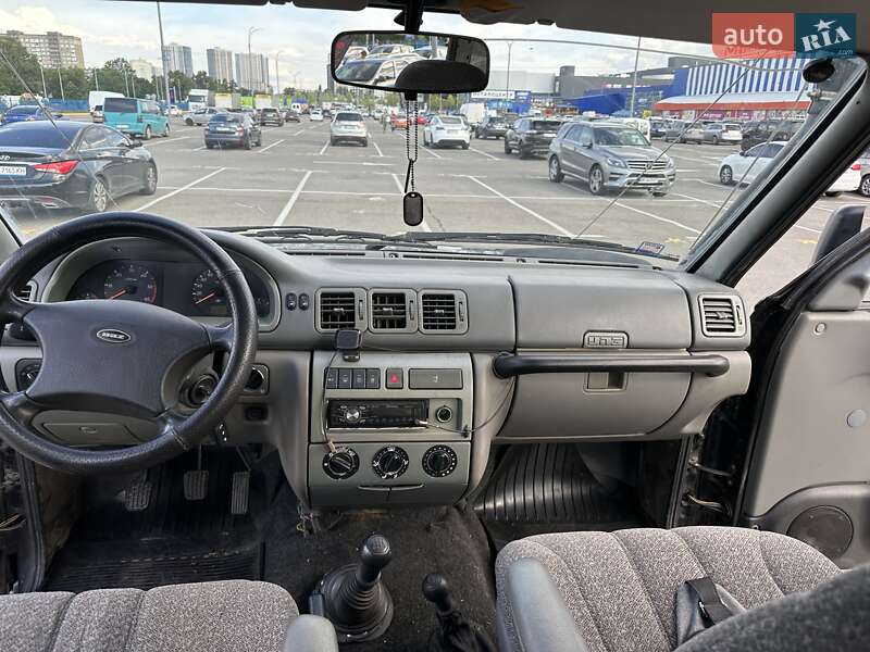 Внедорожник / Кроссовер УАЗ 3163 2006 в Киеве