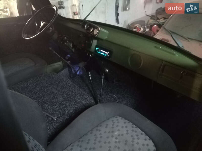 Борт УАЗ 3303 1989 в Мироновке
