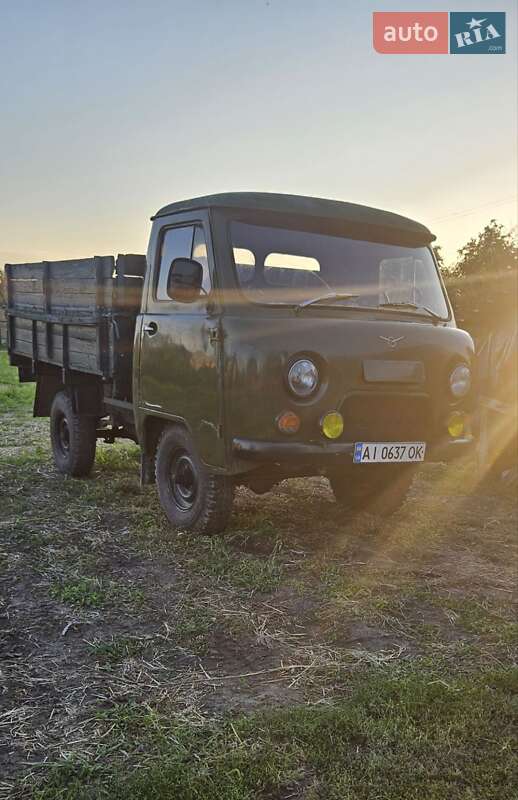 Інші вантажівки УАЗ 3303 1983 в Баришівка