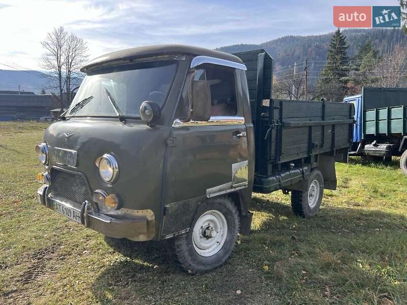 Универсал УАЗ 3303 1990 в Надворной