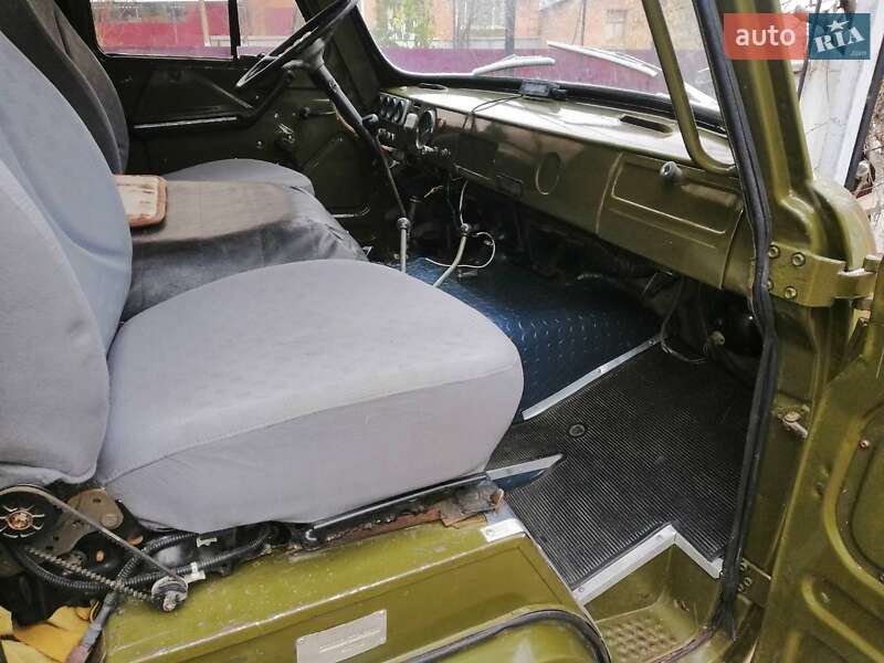 Борт УАЗ 3303 1995 в Ананьеве