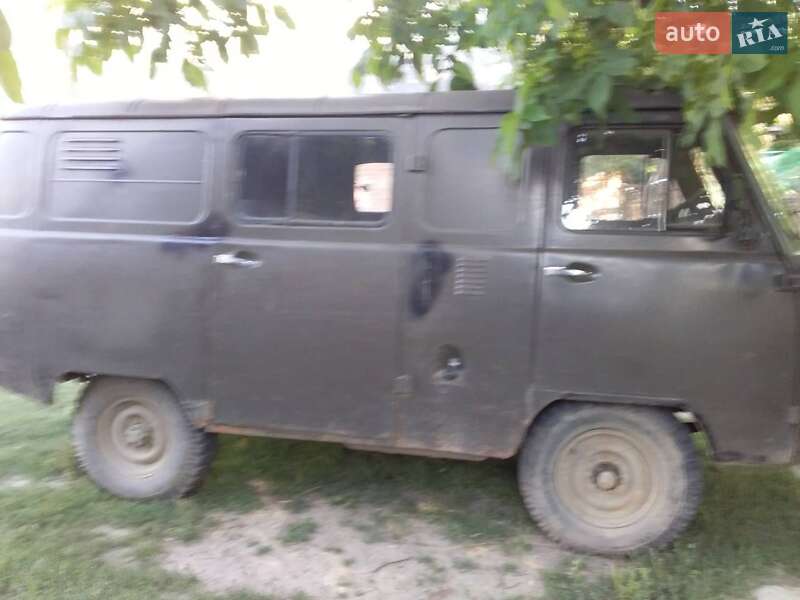 Позашляховик / Кросовер УАЗ 3741 1987 в Вінниці