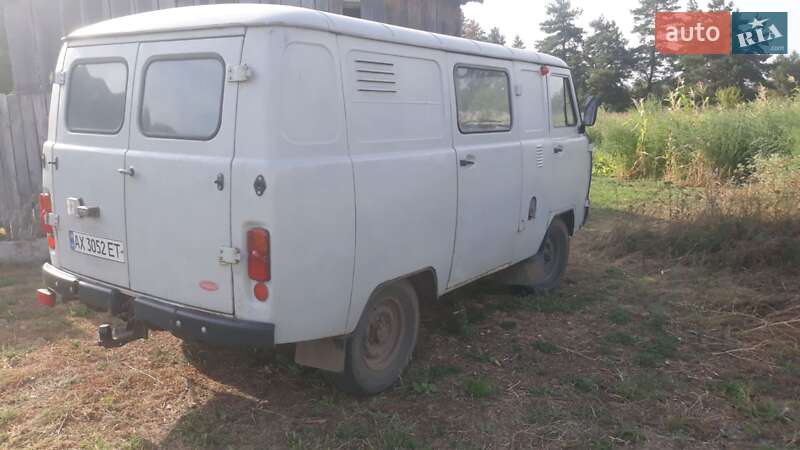 Внедорожник / Кроссовер УАЗ 3741 2003 в Полтаве