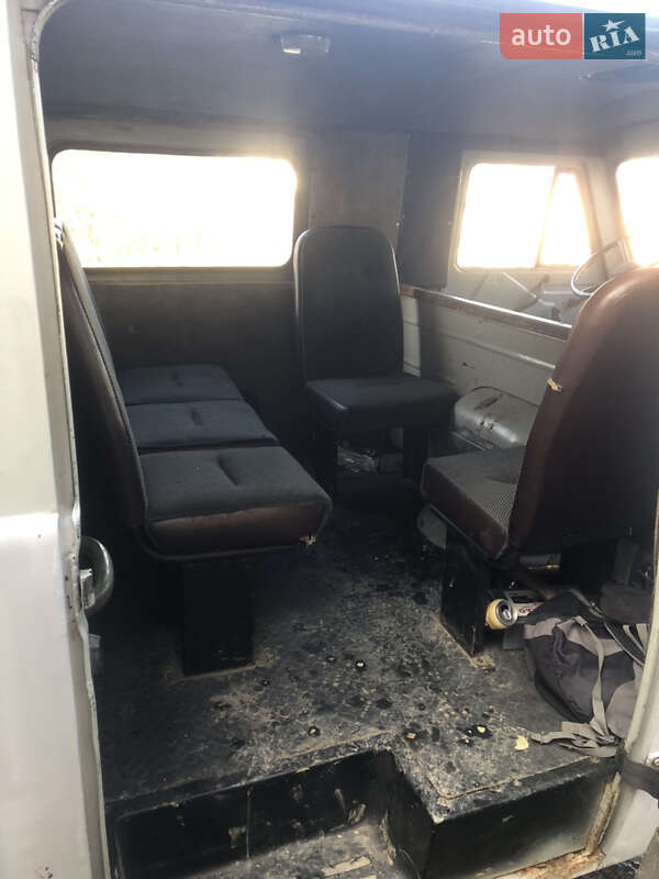 Позашляховик / Кросовер УАЗ 3741 2004 в Вижниці фото 3 Позашляховик / Кросовер УАЗ 3741 2004 в Вижниці