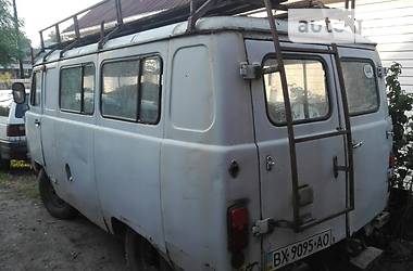 Грузопассажирский фургон УАЗ 452 груз.-пасс. 1991 в Хмельницком