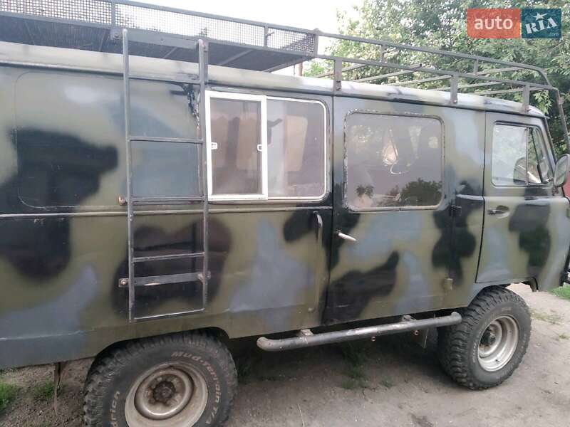 Позашляховик / Кросовер УАЗ 452 пас 1990 в Яготині