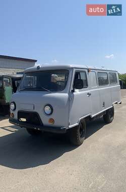 Внедорожник / Кроссовер УАЗ 452 пас 1973 в 