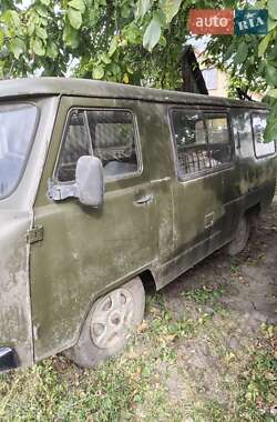 Минивэн УАЗ 452 пас 1987 в 