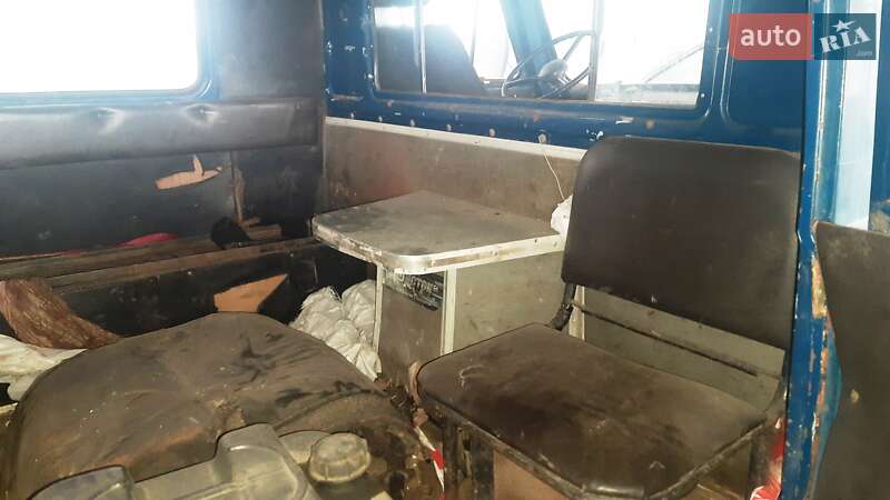 Позашляховик / Кросовер УАЗ 452 1983 в Кривому Розі фото 8 Позашляховик / Кросовер УАЗ 452 1983 в Кривому Розі