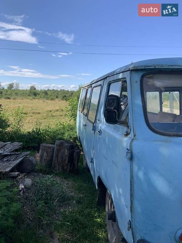 Минивэн УАЗ 452 1986 в Стрые