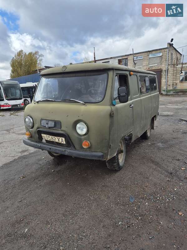 Внедорожник / Кроссовер УАЗ 452 1984 в Ахтырке