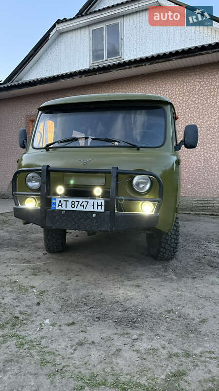 Микроавтобус УАЗ 452В 2003 в 
